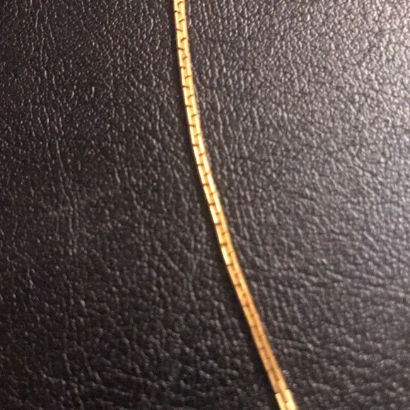 Vintage BEELINE gold chain 14 inch - Picture 2 of 3